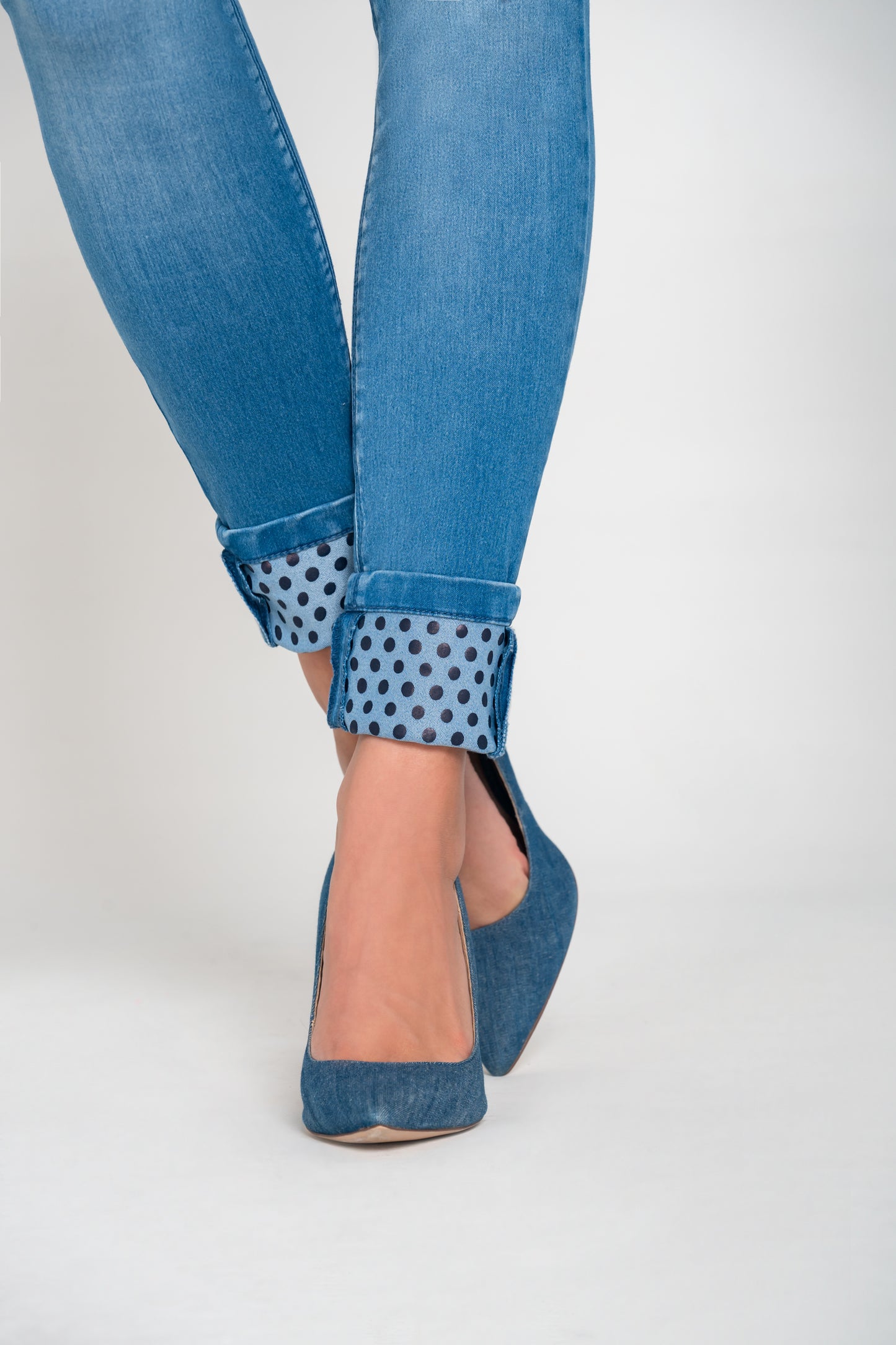 Jean Pretina Alta Control Abdomen - Bota Tubo Para Doblar Ref 1838
