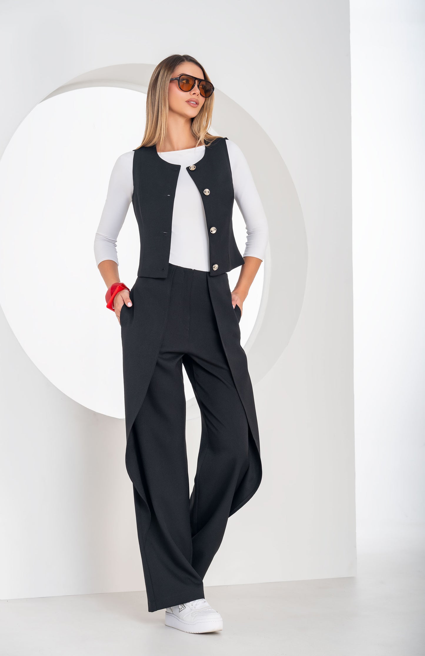 Pantalón Tiro Alto 1 Botón - Bota Palazzo - Tela Lino Liviano Negro Ref R-019